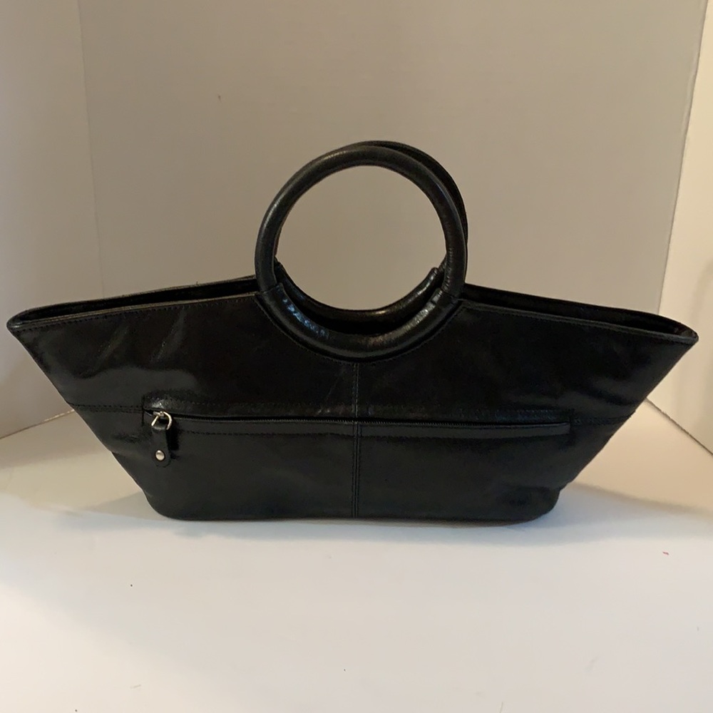 CUTE BLACK HANDBAG LEATHER WITH ROUND HANDLE ZIPPER POCKET ON FRONT:ZIP CLOSURE - Picture 1 of 8